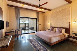 Executive Room | Premium bedding, down duvets, in-room safe, individually decorated - Chavri Resort – A Luxury Stay In Jawai (Bali)