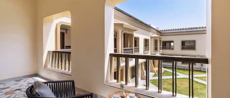 Suite Room | 1 bedroom, premium bedding, down comforters, in-room safe