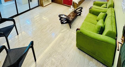 Revel in the beauty of lake life