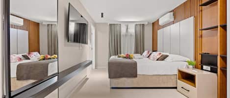 1 Schlafzimmer, Zimmersafe, Bügeleisen/Bügelbrett, Reisekinderbett