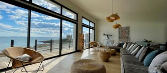 La Vie en Bleu-Vue mer-Face château-Wifi- Parking