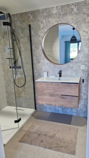 Shower, hair dryer