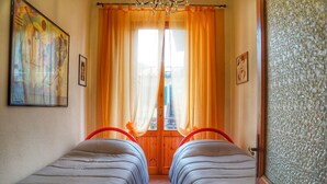 3 Schlafzimmer, Bügeleisen/Bügelbrett, Reisekinderbett, kostenloses WLAN