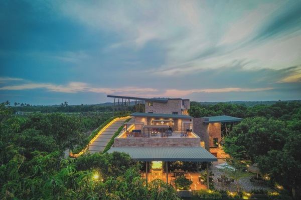 Front of property - evening/night