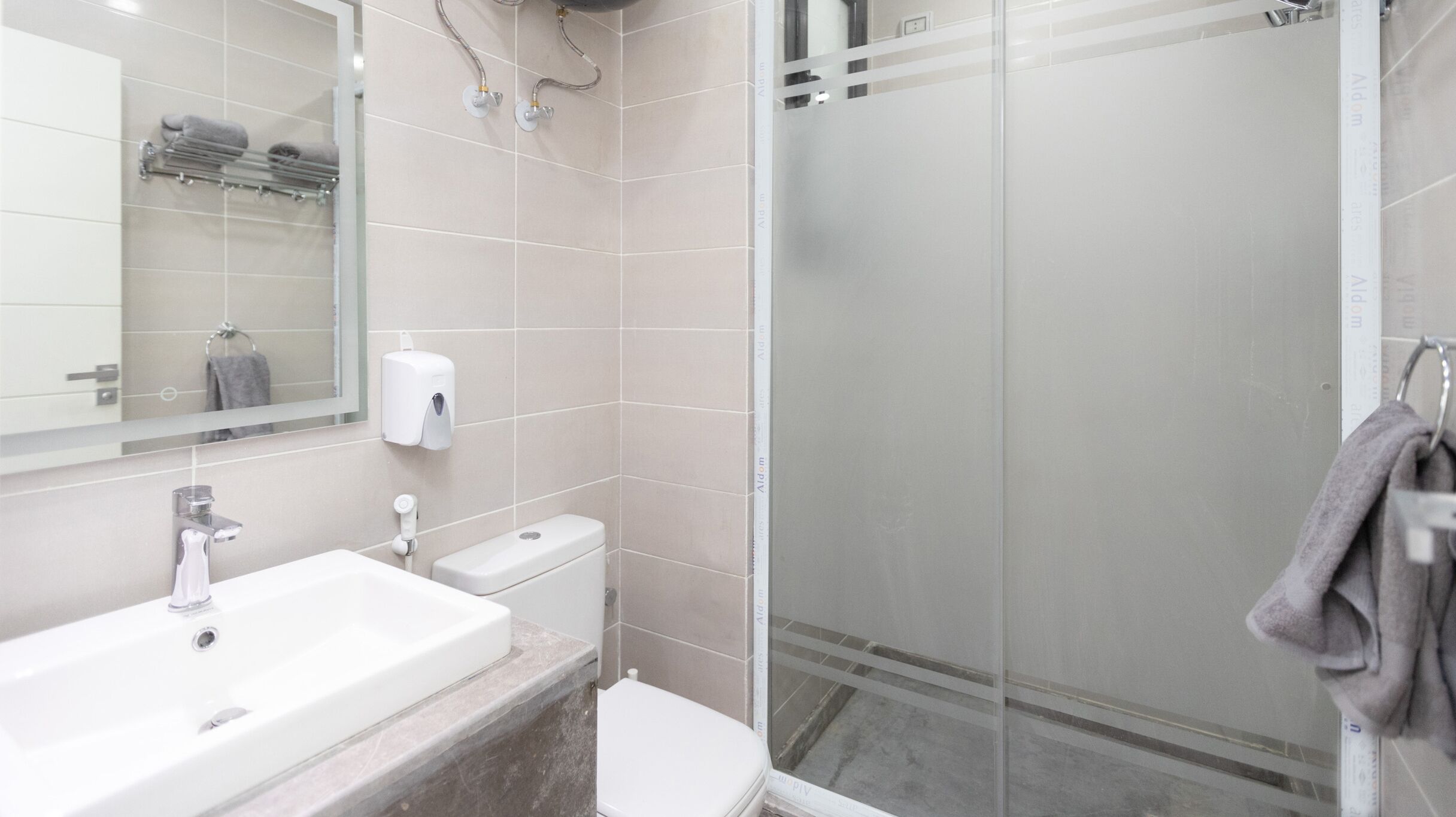 木屋, 3 间卧室, 阳台, 花园景观 | 浴室 | 毛巾、肥皂、洗发水、卫生纸