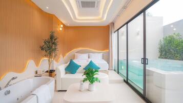 Grand Room, Pool Access | Free WiFi, bed sheets