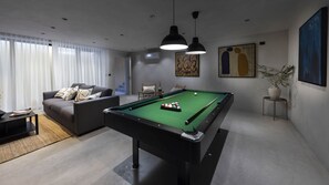 غرفة الألعاب