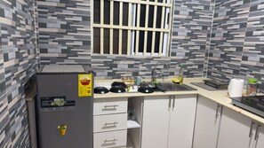 Fridge, microwave, stovetop, electric kettle