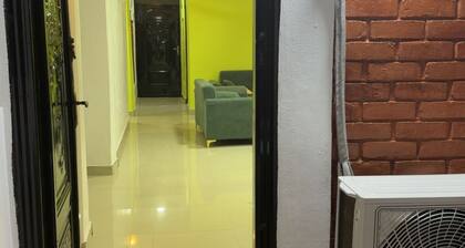 1 bedroom cozy retreat. Starlink + Netflix access business travelers welcome