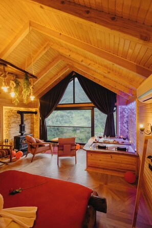 Deluxe Suite, Mountain View | 1 bedroom, free WiFi