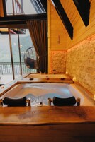 Luxury Bungalov, Balkon, Dağ Manzaralı | 1 yatak odası, ücretsiz kablosuz İnternet 