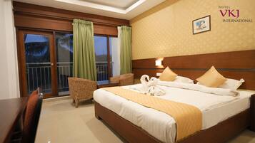 Deluxe Double Room, Balcony, River View | In-room safe, soundproofing, iron/ironing board, free WiFi