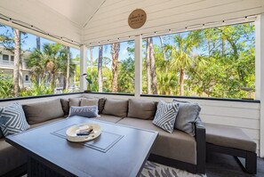 Outdoor dining - 375 Sea Bass Drive (Fripp Island)