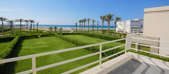 Prime Holidays Amwaj