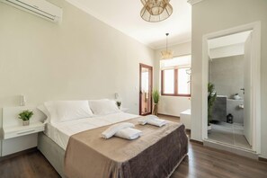 Vila, pemandangan gunung | 4 kamar tidur, brankas, tirai kedap cahaya, dan kedap suara