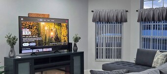 Spacious Home, Near UCF, Sleeps 6