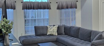 Spacious Home, Near UCF, Sleeps 6