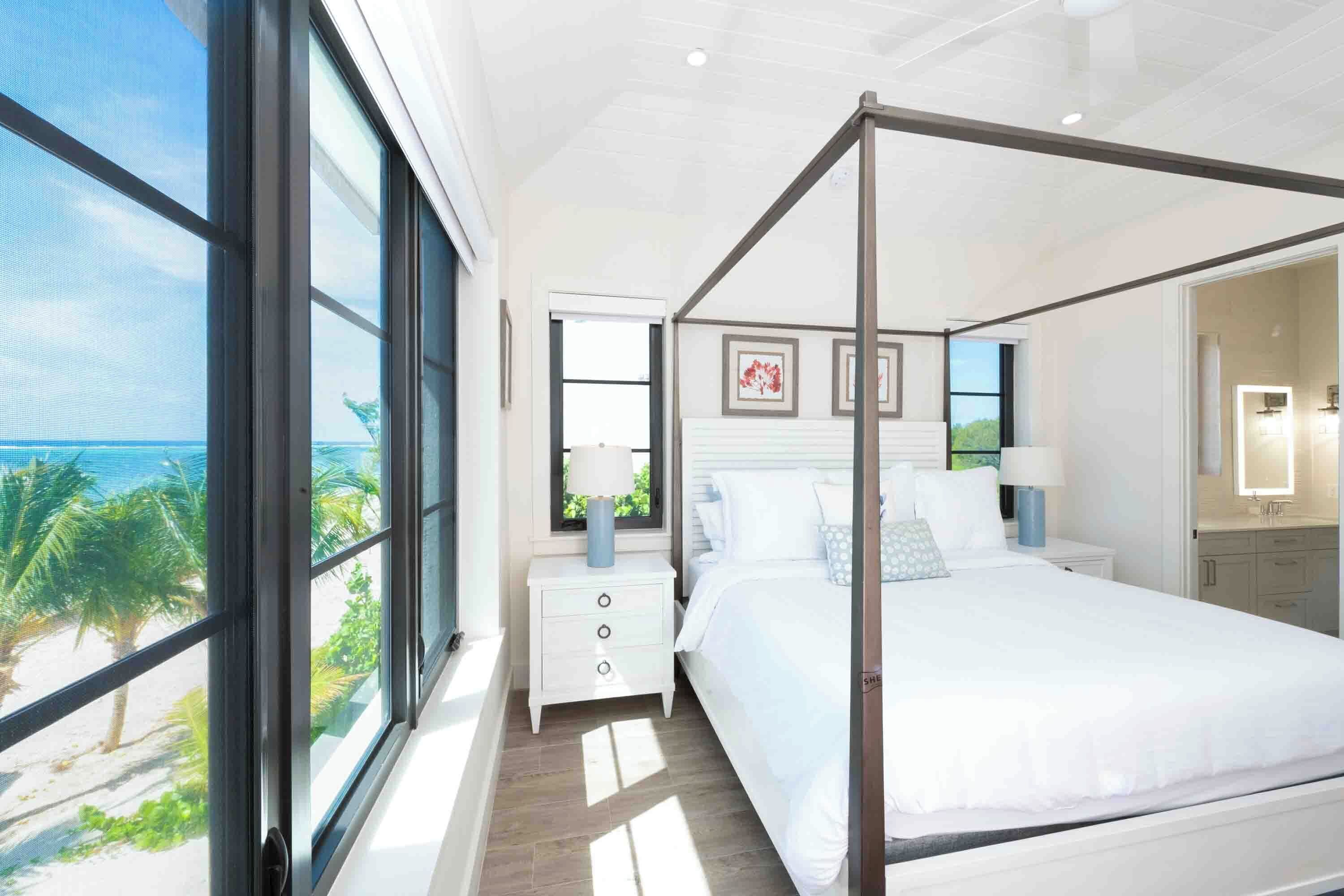 4 makuuhuonetta, silitysrauta/-lauta, ilmainen Wi-Fi, vuodevaatteet