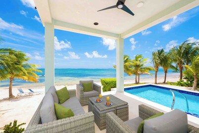 You'So Breezy: New Beach House w/ Pool, & Backyard Snorkeling! Next to Ocean Frontiers