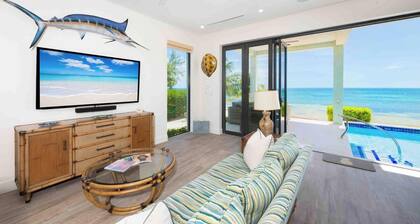 You'So Breezy: New Beach House w/ Pool, & Backyard Snorkeling! Next to Ocean Fro