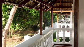Ngoại thất