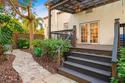 Casa Palmeras -  Pool, Mins to DT + Beach <br>(fee applies if you would like the pool heater turned on)