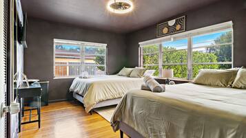 3 Schlafzimmer, Bügeleisen/Bügelbrett, Reisekinderbett, kostenloses WLAN