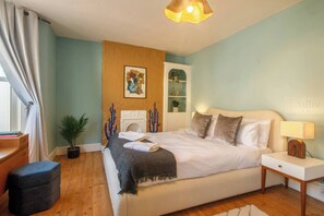 2 chambres, fer et planche Ă repasser, Wi-Fi gratuit, draps fournis