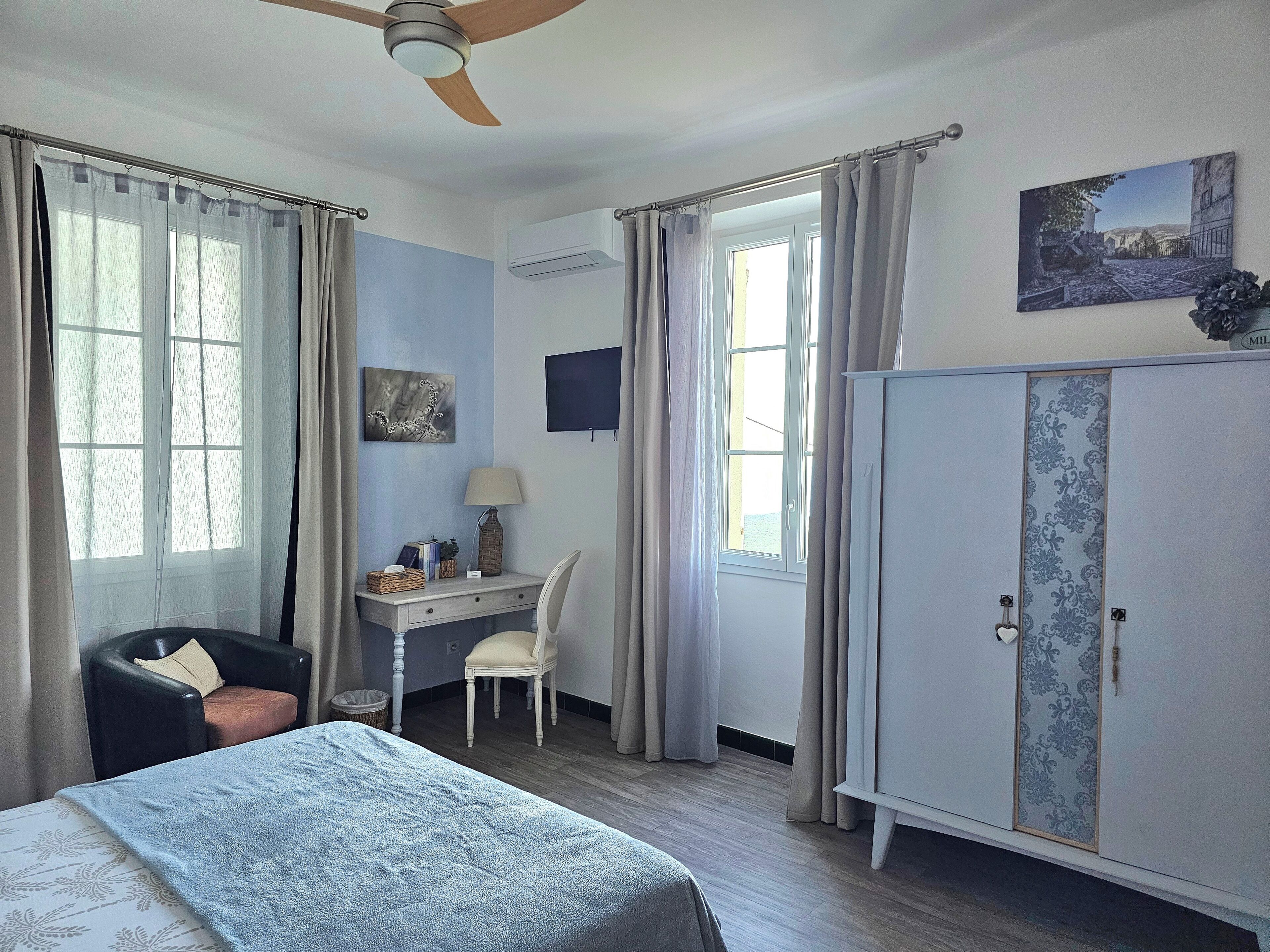 Comfort Double Room, 1 Queen Bed, Sea View | Free WiFi