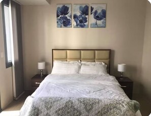 1 chambre, fer et planche à repasser, Wi-Fi gratuit, draps fournis