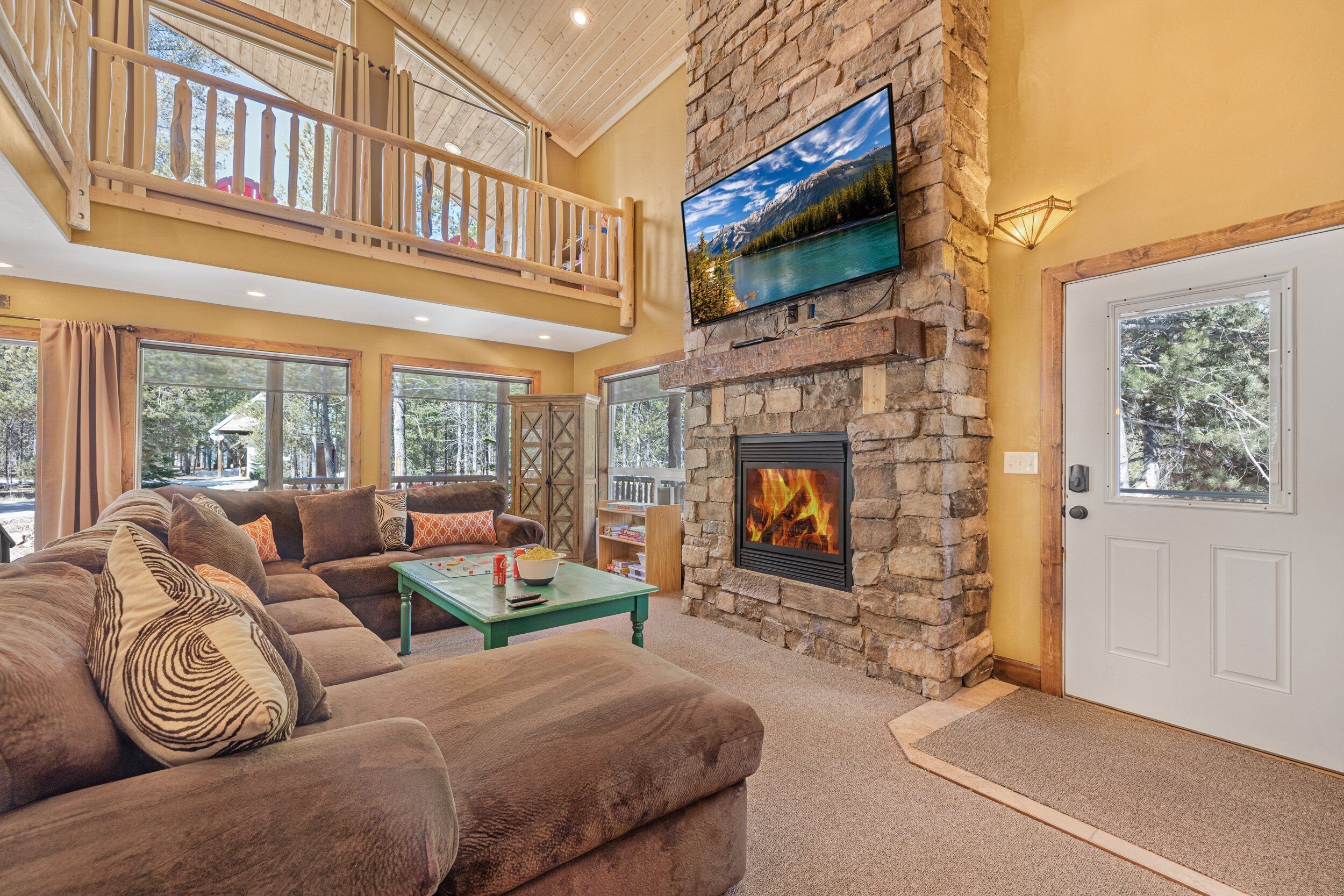 智能電視、壁爐