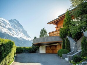 Exterior - Orion Garden Apartment, Chalettraum mit Blick auf den Eiger (Grindelwald)
