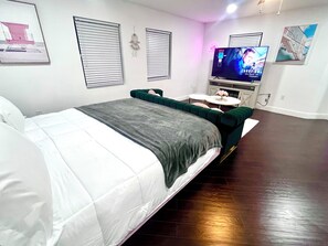 4 Schlafzimmer, Bügeleisen/Bügelbrett, WLAN, Bettwäsche