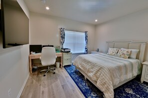5 chambres, bureau, lit de bébé portatif, accès au Wi-Fi (inclus)