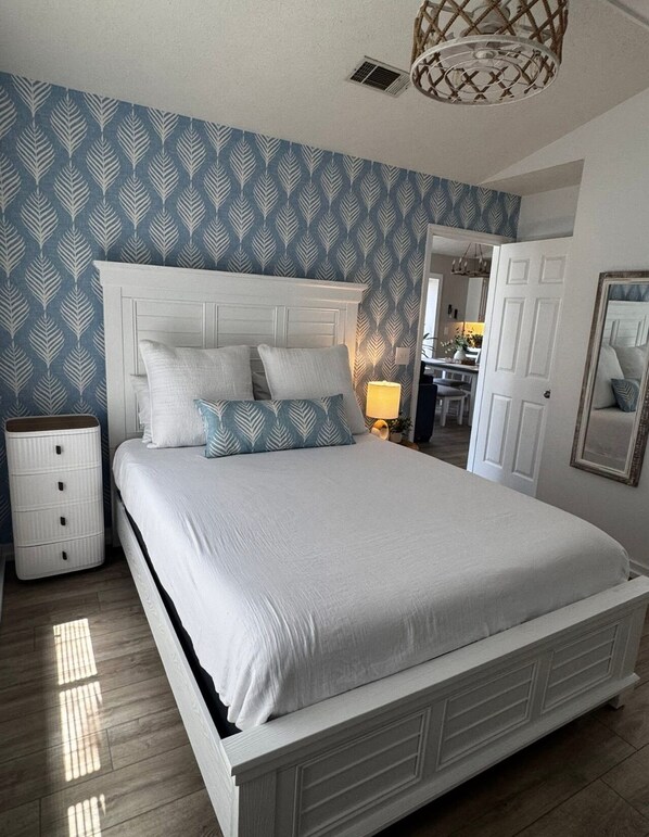 2 chambres, fer et planche à repasser, Wi-Fi gratuit, draps fournis