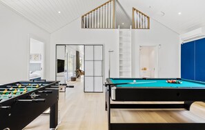 Spielezimmer
