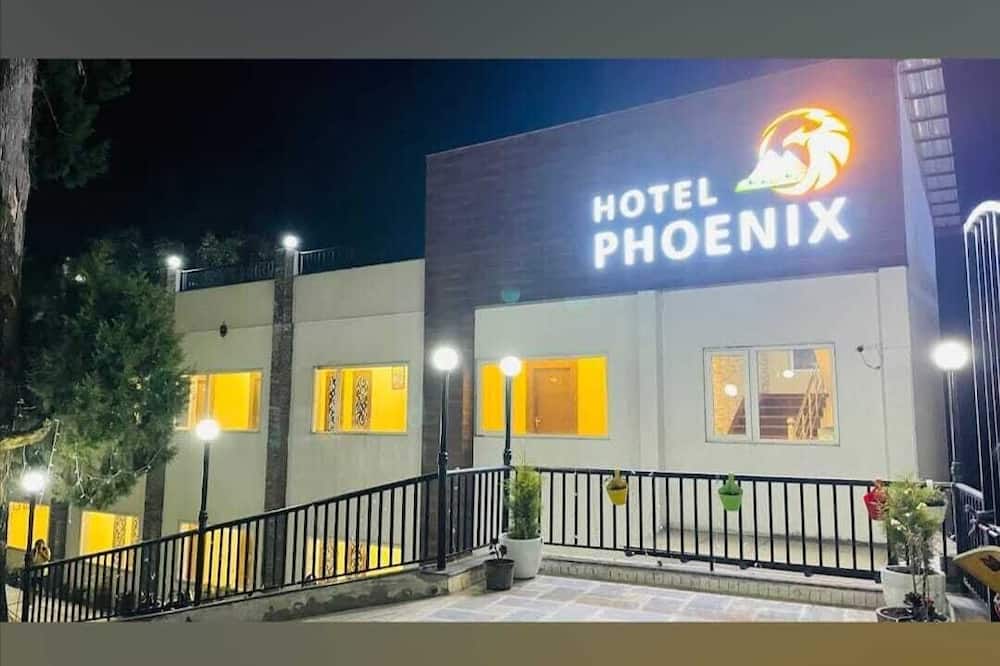 HOTEL PHOENIX
