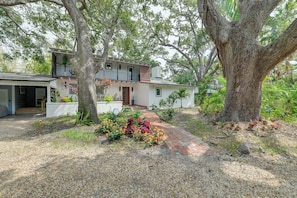 Interior - Private Beach + Outdoor Oasis: Home in St Pete! (St. Petersburg)