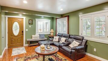 House (Multiple Bedrooms) | Interior