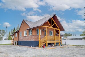 House (Multiple Bedrooms) | Interior