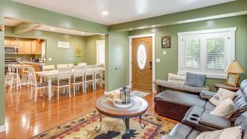 House (Multiple Bedrooms) | Interior