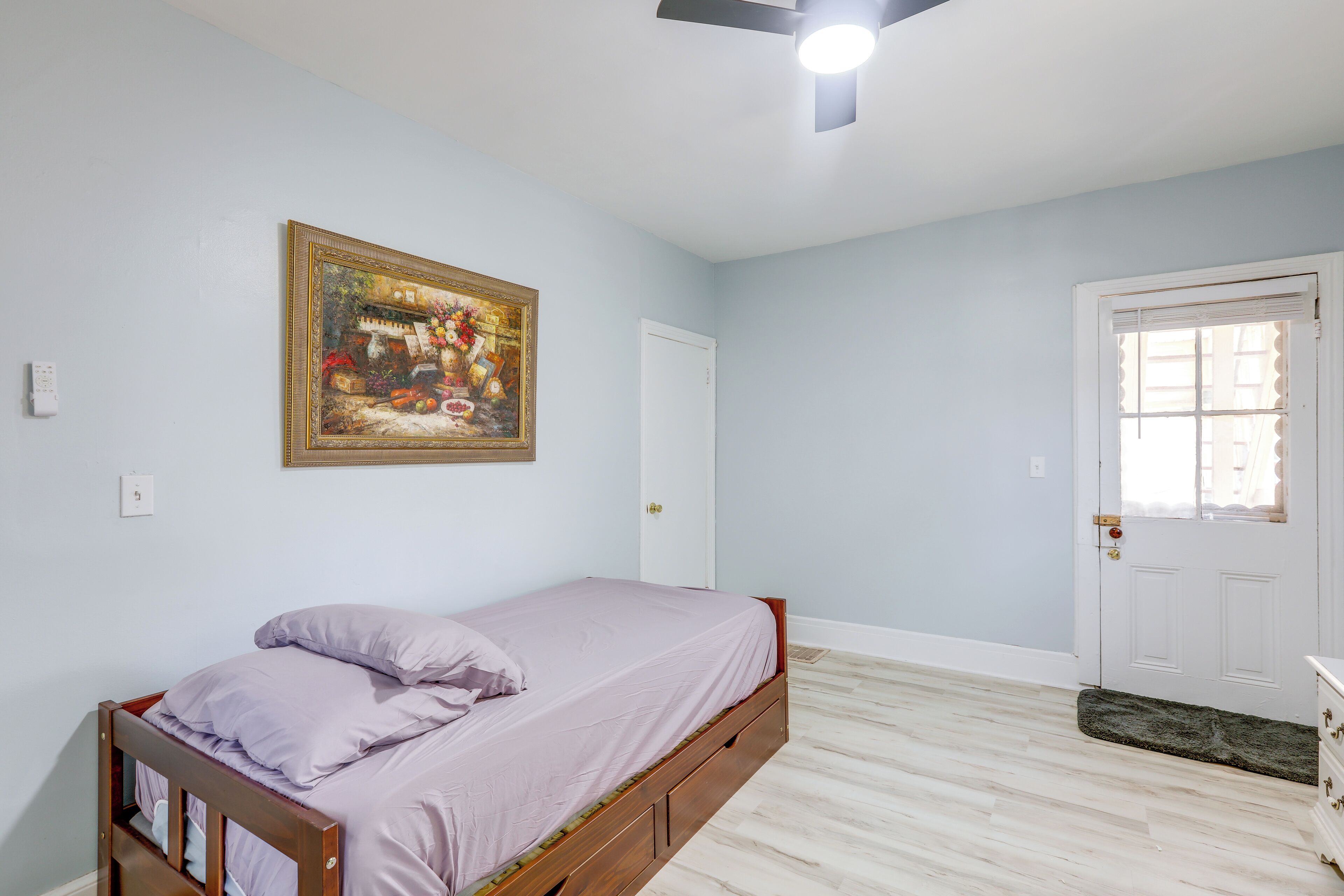 Apartment (0 Bedroom) | Interior