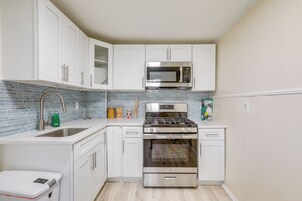Apartment (0 Bedroom) | Interior