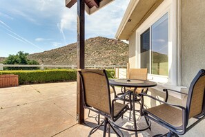 House (5 Bedrooms) | Interior - Family Hideaway w/ Hillside Views in Temecula! (Temecula)