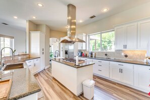 House (5 Bedrooms) | Interior - Family Hideaway w/ Hillside Views in Temecula! (Temecula)