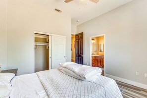 House (5 Bedrooms) | Interior - Family Hideaway w/ Hillside Views in Temecula! (Temecula)