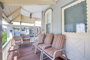Interior - Walk to Ocean Grove Beach: Apt in New Jersey (Ocean Grove)