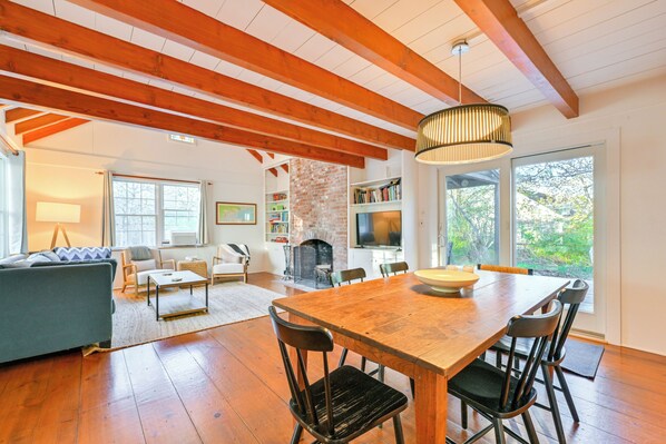 Cottage (4 Bedrooms) | Interior - Walk to Amagansett Beach: Cottage w/ Deck! (Amagansett)
