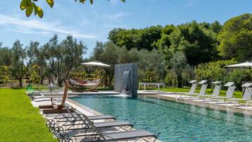 Villa | 12 Schlafzimmer, Internetzugang