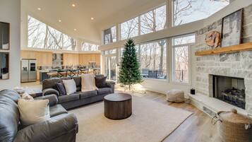 House (5 Bedrooms) | Front of property